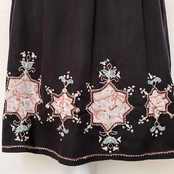 Unique Vintage Zara Cotton Skirt with embroidered design - Picture 3 of 7